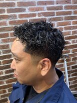 ミリオンバックス 神田店(Million Bucks)&nbsp;スパイキーパーマ<理容室>[メンズ/眉毛/バーバー/神田/秋葉原]