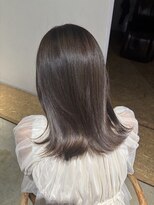 セブンベルベット(7 Velvet)&nbsp;アッシュグレージュ【円口睦】