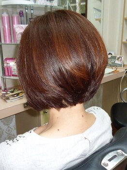 大人女性に人気！髪質や骨格に合わせて、あなたの魅力を引き出すショートヘアをご提案♪