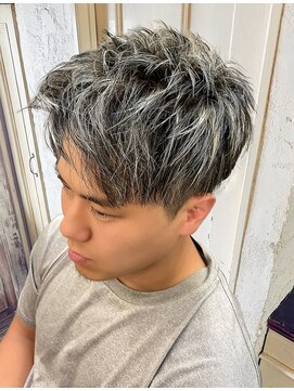 メンズミディアム｜シルバーメッシュ｜ダブルカラー｜ハイライト