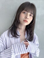 タス(tas)&nbsp;透明感グレージュロングレイヤー似合わせ顔周りカット顔まわり