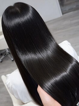 シノヤ 米沢春日店(Shinoya)の写真/New髪質改善縮毛矯正導入♪自然な仕上がりのストレートヘアで毎日のお手入れも楽にキマる◎