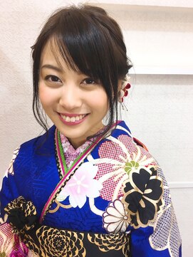 ジップヘアー(ZipHair) Zip　Hair　★洋風な成人式スタイル★