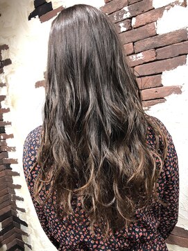 ヘアー クリエイト カルバリ(HAIR CREATE Calbari) グラデーションカラー