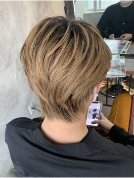 ヘアスタジオニコ(hair studio nico...) ウルフレイヤー