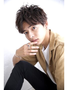 ネオリーブ シュシュ 神保町店(Neolive susu) センターパートツイストスパイラル