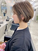 ヴィー 青山/表参道(VIE)&nbsp;【VIE/つばさ】カットが上手い◎ふんわりショートボブ 4