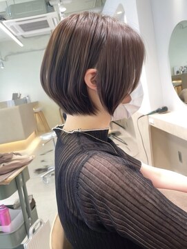 ウル 名古屋栄(ulu) 上品な大人女性のためのショートボブ