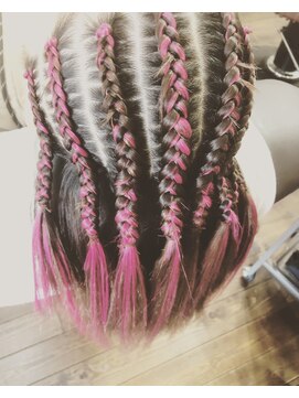 エムツー(Mll) コーンロウ