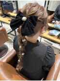 ハイポニー編みおろしヘアアレンジ