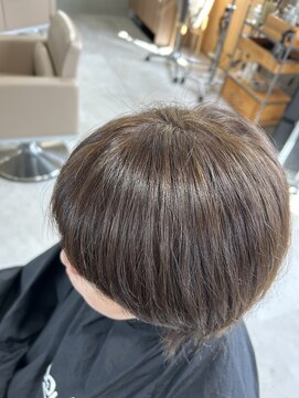 ミュゼプリュム(Musee plume) 白髪ぼかしハイライト／フェイスフレーミング