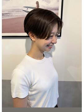 マリン(Marine) 20代30代レディース刈り上げハンサムショート