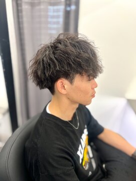 アイスプロドバイブルーム 木更津店(ice prod by bloom) MEN’S HAIR/ブルーブラック/フェザーパーマ/木更津