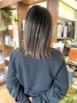 ヘアークルーズピース (hair cruise Piece)&nbsp;頻繁に来れないママさん必見／中明度バレイヤージュ／白髪ぼかし