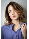 外ハネレイヤーパーマハイライト抜け感ミディアムv上尾20代30代