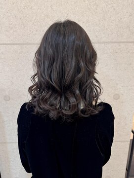 ヴィサージュ ギンザ VISAGE GINZA ミディアムふわ巻きヘア