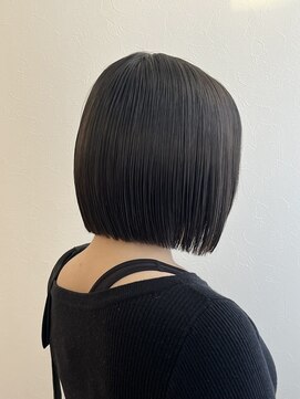 ランプヘアーデザイン(LAMP HAIR DESIGN) 【堀田 奈穂】艶髪ボブ/切りっぱなしボブ/黒髪