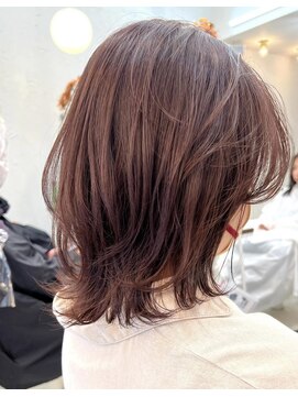 コンティロミー(CONTI ROMMY.) ミディアムレイヤー◎くびれウルフ◎こなれミディ20代～50代