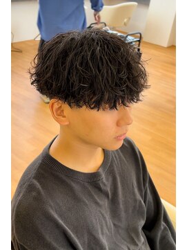 ビカム 名駅(become) 緩め波巻きパーマ