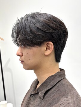 カルム(kalm) 毛流れセンターパートニュアンスパーマカルマヘアメンズパーマ