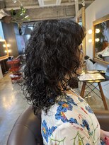 ビハインドザカーテン(BEHIND THE CURTAIN)&nbsp;ロングレイヤー×プードルパーマ×レイヤーウルフ