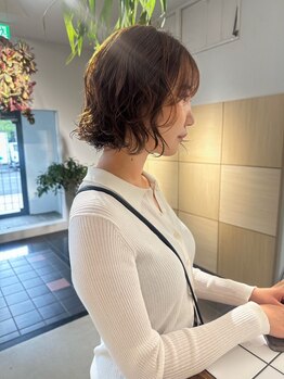 ダメージレス施術でふんわり質感が叶う◎ニュアンスパーマで毎日のスタイリングがもっと楽しくなるヘアに♪