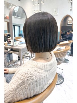 ロンド レグリーズ 立川(Lond leglise) ミニボブレイヤー/レイヤーカット/ダークアッシュ/顔周り/立川