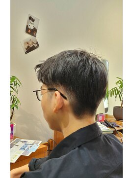 ルナティー(Lunaty) 2ブロック メンズショート　学生さん