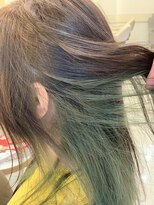 カール 鶴川店(K：R)&nbsp;インナーカラー ケアブリーチ グリーン