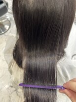 エスカーラ 表参道(THE ESCALA)&nbsp;＠shino_ne197/ミディアムヘア/グレージュカラー/アッシュグレー