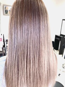 ガオニモ(gaonimo) ベースを明るくして透明度のあるカラーを♪