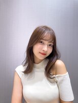 ラウンジ(Lounge)&nbsp;くびれミディくびれ巻き韓国風ミディアムフェイスレイヤー