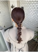 編み下ろし　タイトヘア　タイトアレンジ　ローポニー　ラメ