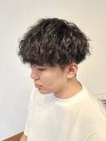 ニアウ 伊勢崎連取店(Niau)&nbsp;刈り上げショートマッシュツイストスパイラルパーマ