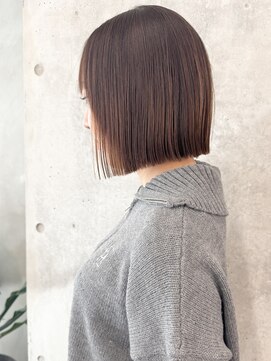 モリオ(morio) 切りっぱなしボブ