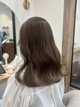 シア 新越谷店(SHEER) 【sayaka】まろやかベージュカラー