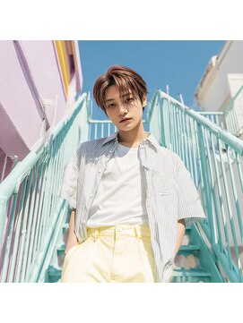 グラッジ 池袋(GLADGE) メンズセンターパート、メンズミルクティー