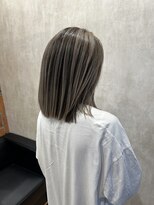 トクテ 高円寺(tokute) ブリーチカラーとハイライト【高円寺】