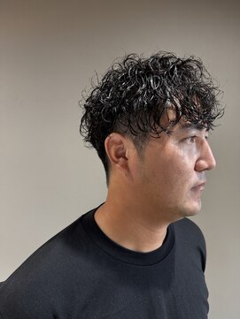 ナゴ(nago.) 大人め大人めルーズパーマ