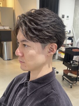 ブルニール 中崎町(BLEUNIR) フェザーショート　ハイライト　フェザーパーマ　センターパート