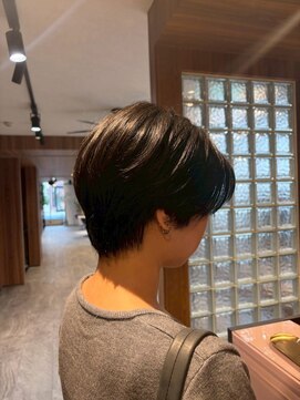 ココ(qoqo) くびれショート ハンサムショート 大人ショート