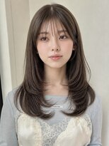 ローネス 銀座(LONESS)&nbsp;ロングレイヤー/顔まわりれやー/透明感カラー/ブラウンベージュ