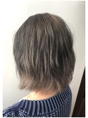 ☆透明感の髪色で女度アップ！グレーアッシュ×ミディボブ☆