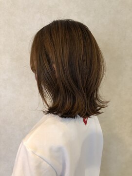 コバコ(Cobaco) シースルー×ベージュ×ボブ