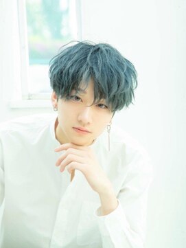 ロンド フィーユ(Lond fille) メンズカットセンターパートコンマバングヘアー