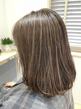 コノアラボ 守谷店(Conoah labo) 白髪ぼかしハイライト ショコラベージュ/サンドベージュ