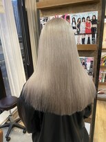 オーストヘアーベンヌ(Aust hair Bennu)&nbsp;ホワイトグレージュ☆阪上