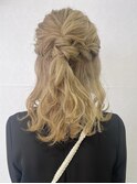 ヘアアレンジ・ヘアセットでお洒落に可愛く♪
