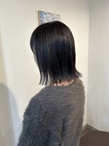 マリン(Marine)&nbsp;20代30代アディクシーカラーぱつっとボブスタイル