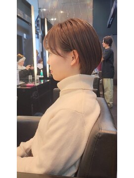 フルショウ 梅田(FURUSHO) ショート/30代/20代/フルバング/耳かけ